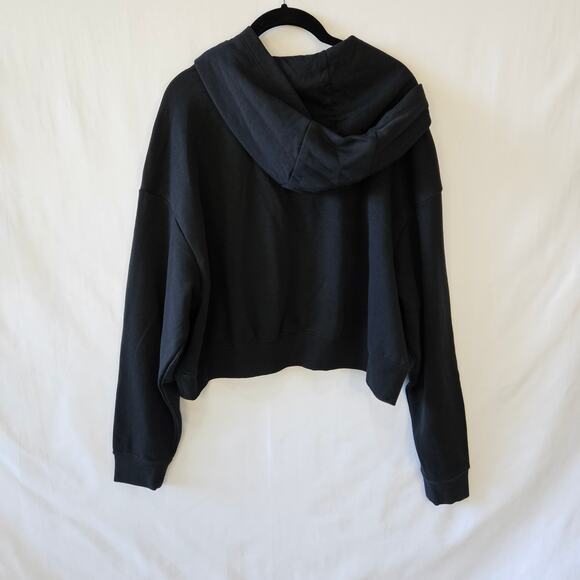 Nike Women's Crop Pullover Black Gold Hoodie DQ6776-010 Large - Picture 2 of 8